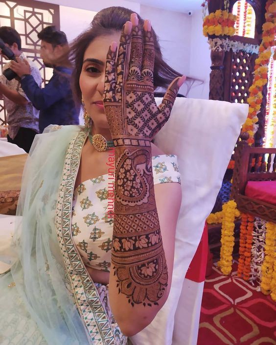 Bridal Mehandi Artist
